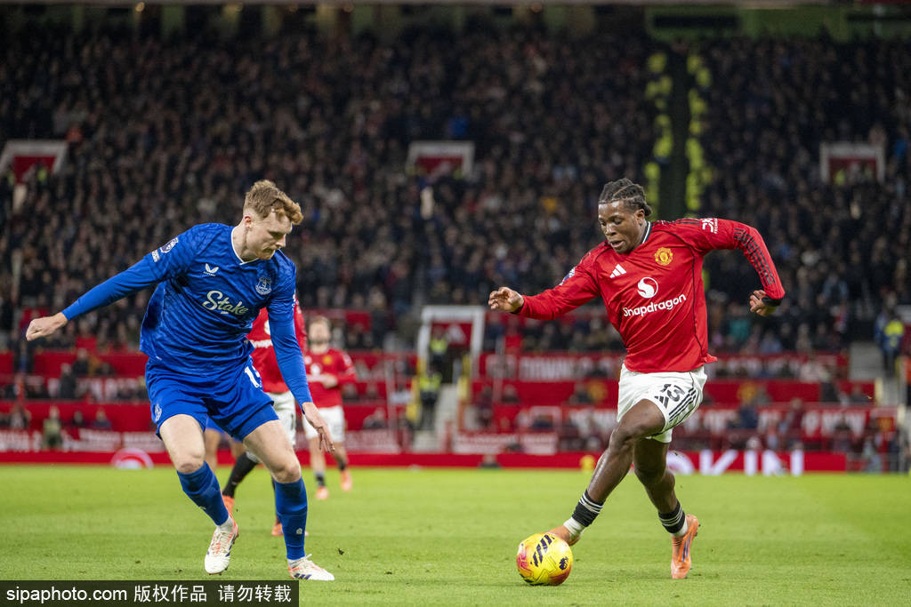 罗马诺：加纳乔与贝西克塔斯的转会传闻不实，他想留在英超