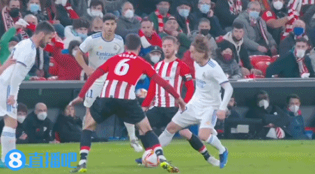 比萨vs拉齐奥 卡利亚里vs萨索洛