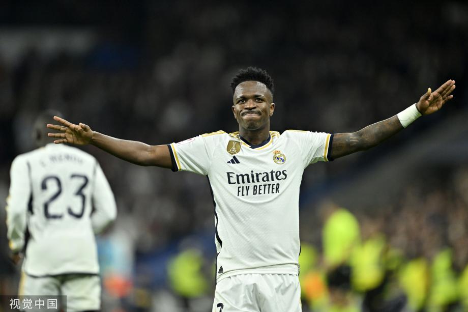 信使报：拜仁二队中场哈维尔-费尔南德斯已被推荐给拉齐奥